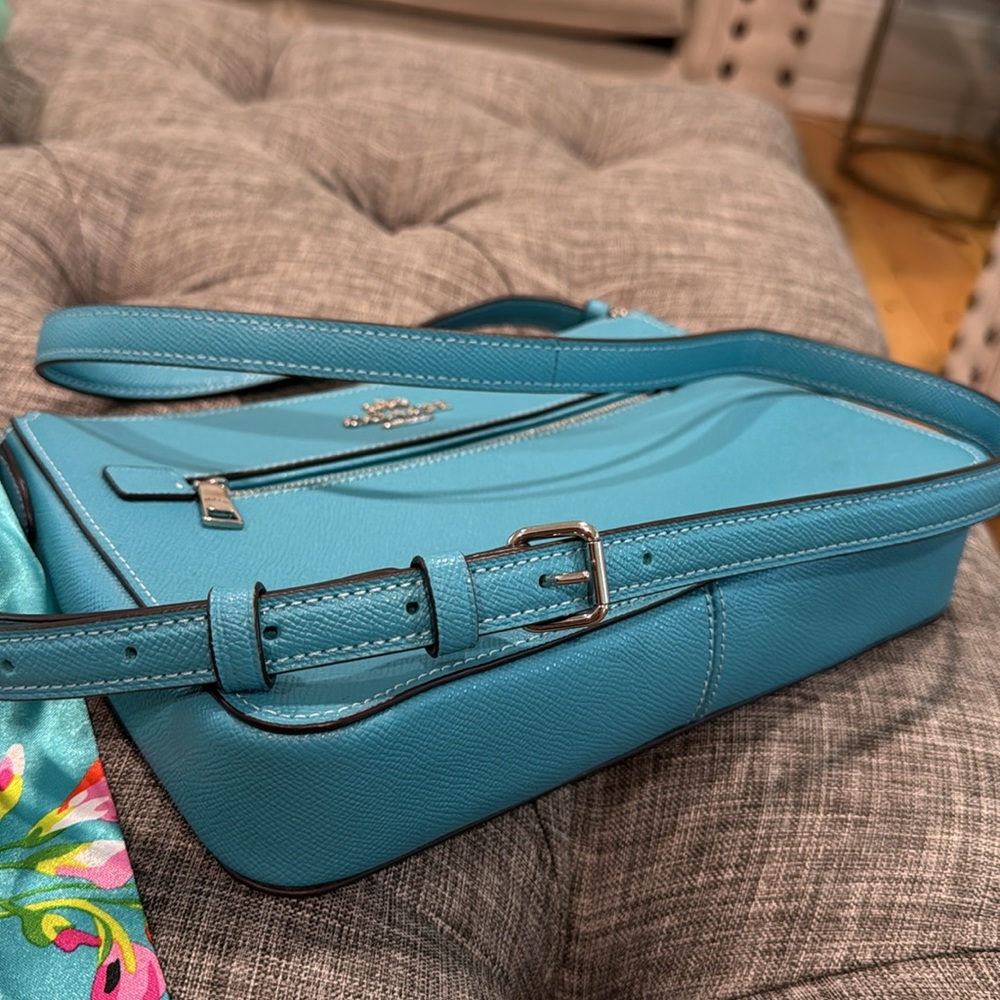 Coach Bag Teal Blue Leather Crossbody Bag with Silver Accents Hardware - Picture 16 of 17